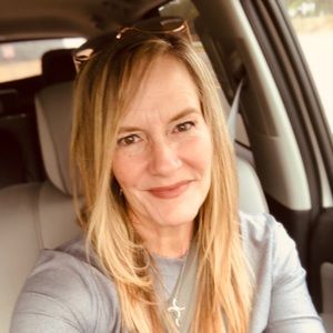 Meet your Posher, Lynn